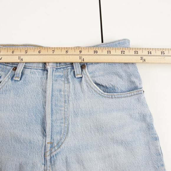 Levis 501 Original Fit Stretch Button Fly Light Wash Blue Jeans Womens Sz 25 - Picture 5 of 15